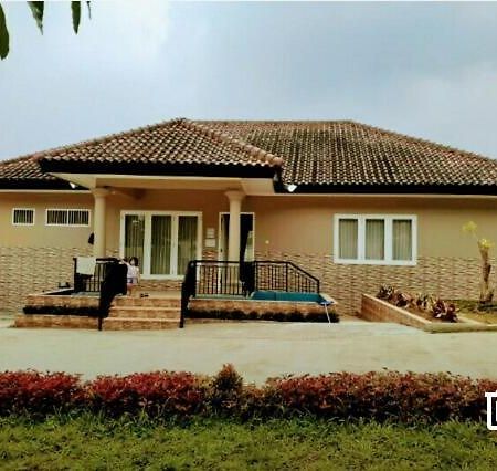 Villa Nusantara Bogor Bagian luar foto
